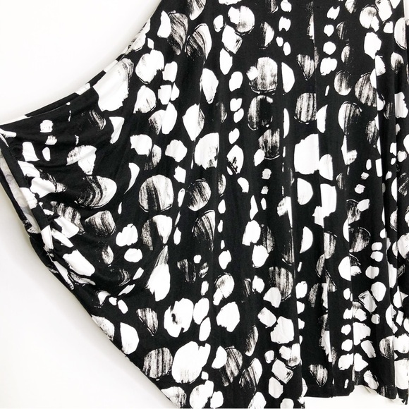 Bryn Walker black and white circle tunic top - Picture 4 of 12